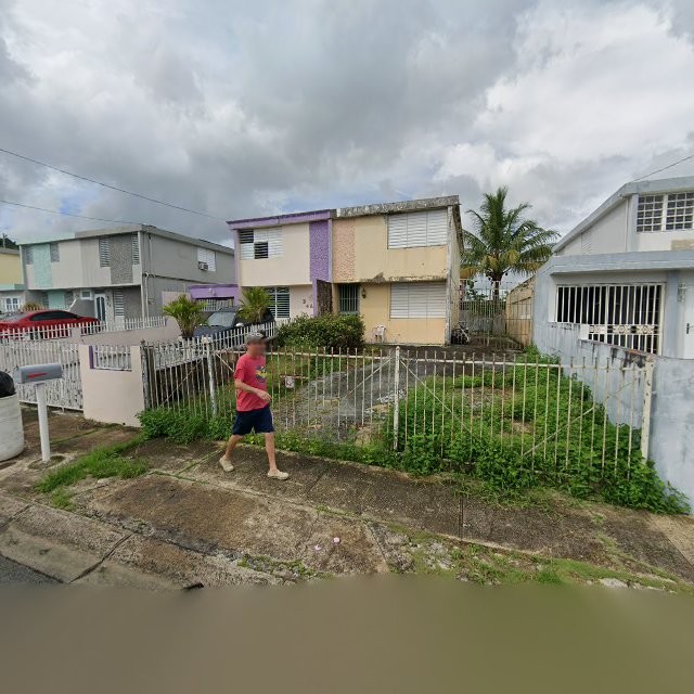 Propiedad declarada estorbo público en 6X8V+RJ7 Caguas, Puerto Rico 00727, Caguas