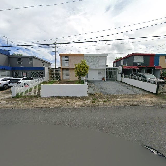 Propiedad declarada estorbo público en 6X8V+QQF Caguas, Puerto Rico 00725, Caguas