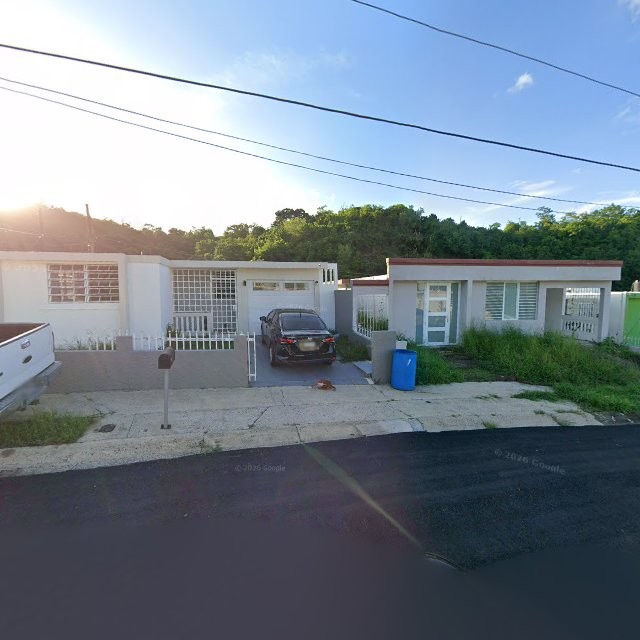 Propiedad declarada estorbo público en 63P7+9WW Juncos, Puerto Rico 00777, Juncos