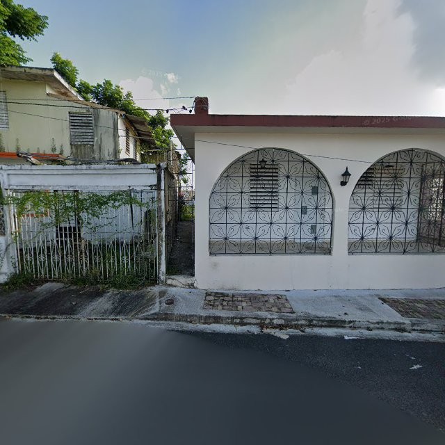 Propiedad declarada estorbo público en 63MH+472 Juncos, Puerto Rico 00777, Juncos
