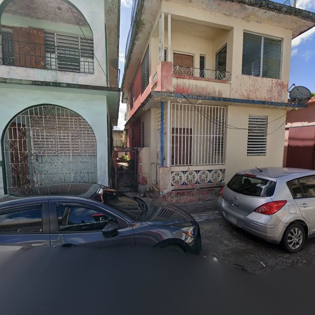 Propiedad declarada estorbo público en 63HG+RHW Juncos, Puerto Rico 00777, Juncos