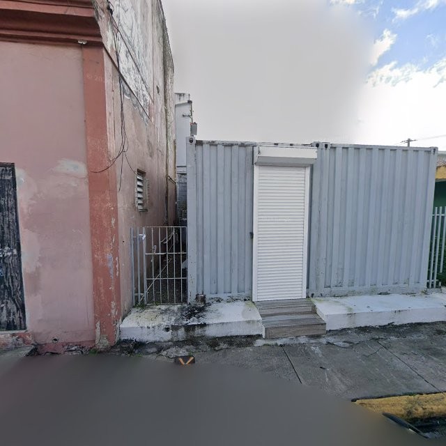 Propiedad declarada estorbo público en 63HH+P9C Juncos, Puerto Rico 00777, Juncos