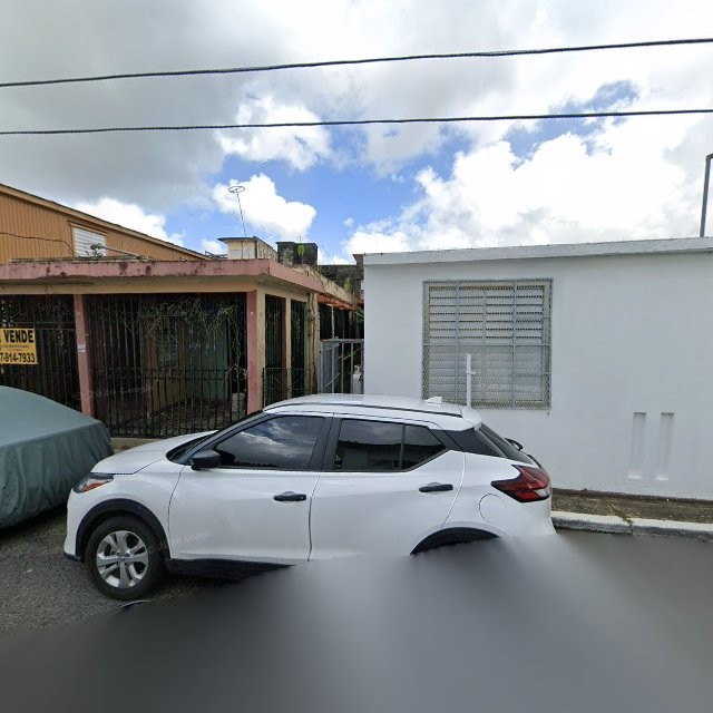 Propiedad declarada estorbo público en 63GF+RXH Juncos, Puerto Rico 00777, Juncos