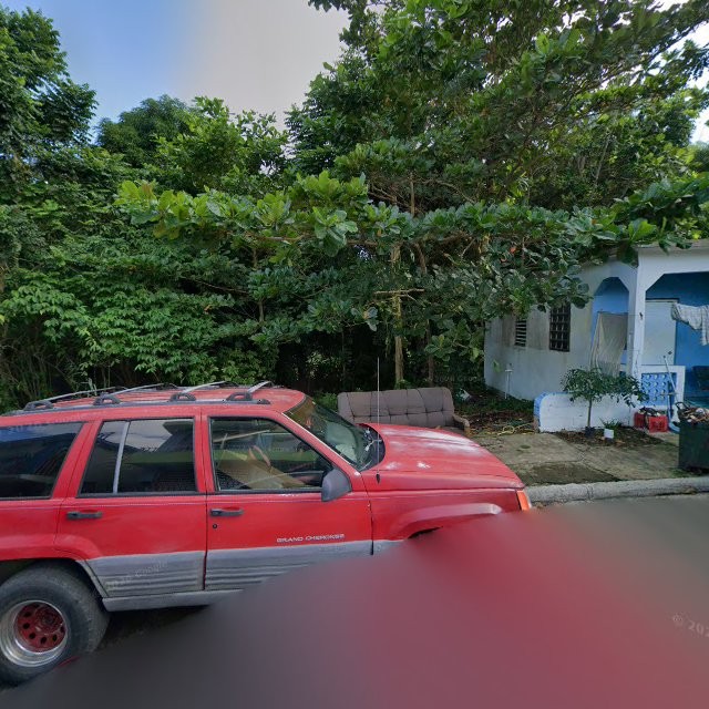 Propiedad declarada estorbo público en 63HJ+93M Juncos, Puerto Rico 00777, Juncos