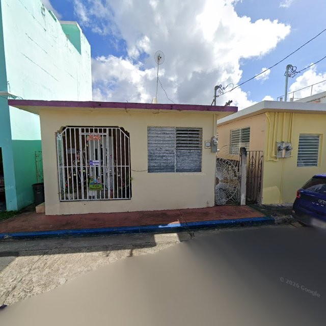 Propiedad declarada estorbo público en 63HG+FVW Juncos, Puerto Rico 00777, Juncos