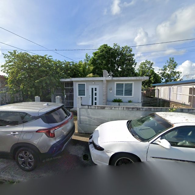 Propiedad declarada estorbo público en 63FJ+VF3 Juncos, Puerto Rico 00777, Juncos