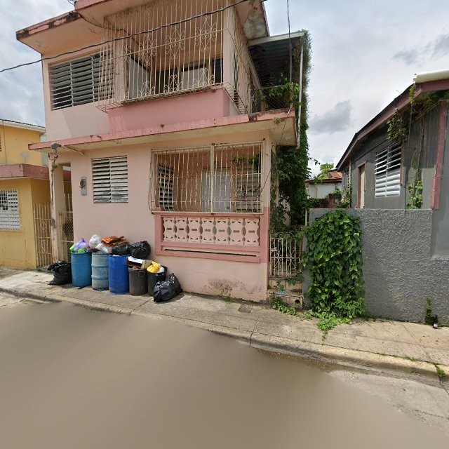 Propiedad declarada estorbo público en 6V38+W5G Mayagüez, Puerto Rico 00680, Mayagüez