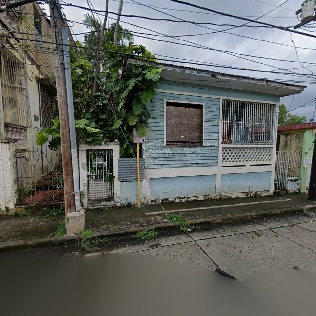 Foto de estorbo público en Mayagüez