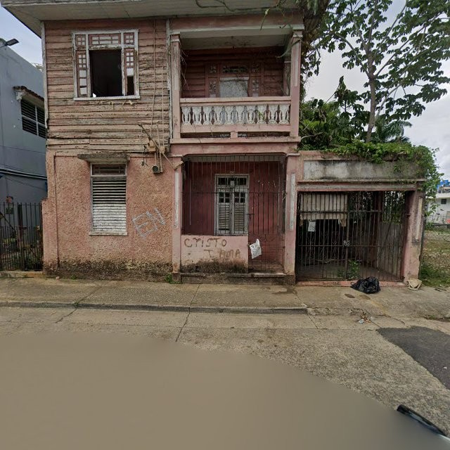 Foto de estorbo público en Mayagüez