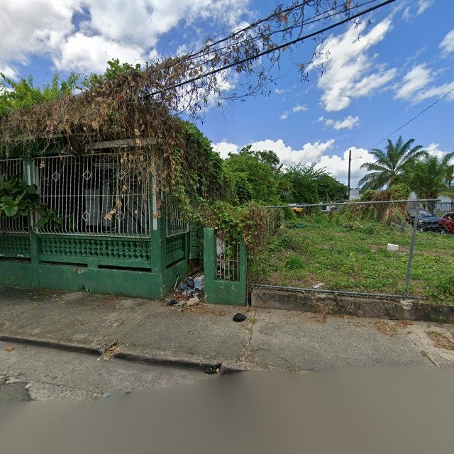 Propiedad declarada estorbo público en 5VW4+38J Mayagüez, Puerto Rico 00680, Mayagüez