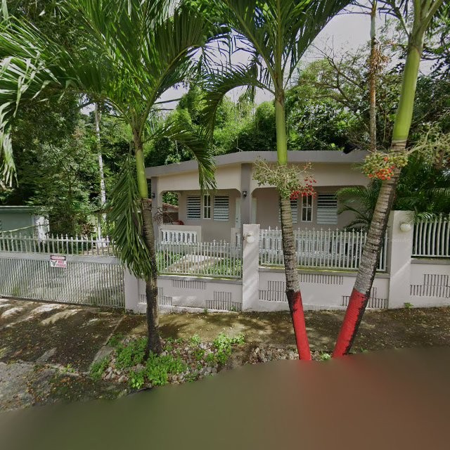 Foto de estorbo público en Caguas