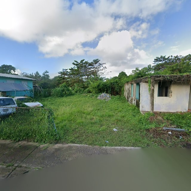Propiedad declarada estorbo público en 568X+R9G Punta Santiago, Humacao, Puerto Rico 00741, Humacao