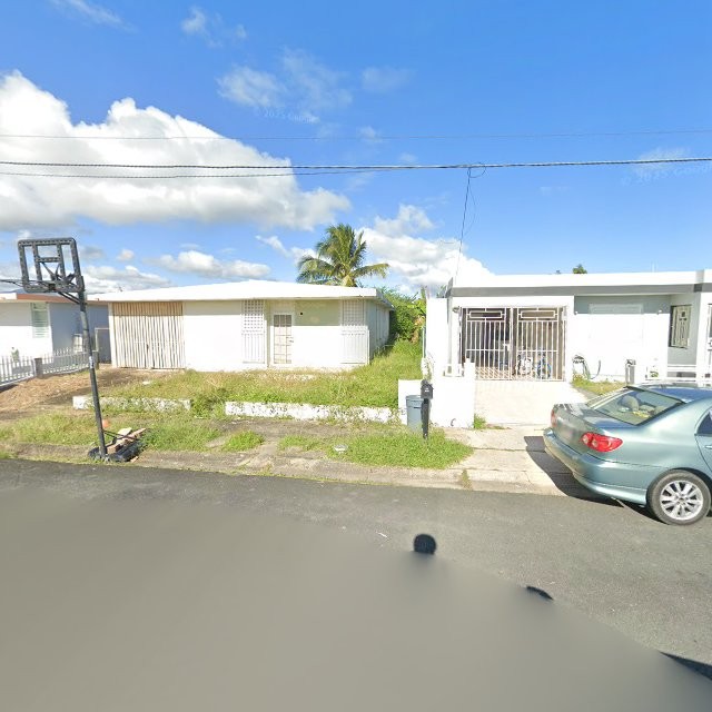 Propiedad declarada estorbo público en 565Q+5GR Punta Santiago, Humacao, Puerto Rico 00741, Humacao