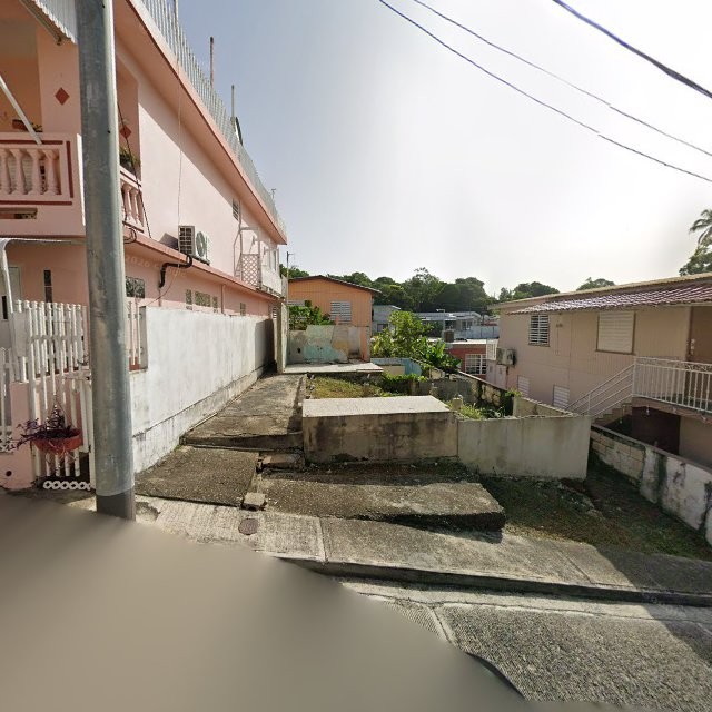 Propiedad declarada estorbo público en 4VRF+FM7 Hormigueros, Puerto Rico 00660, Hormigueros