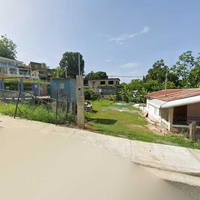 Propiedad declarada estorbo público en 4WJ2+J47 Hormigueros, Puerto Rico 00660, Hormigueros