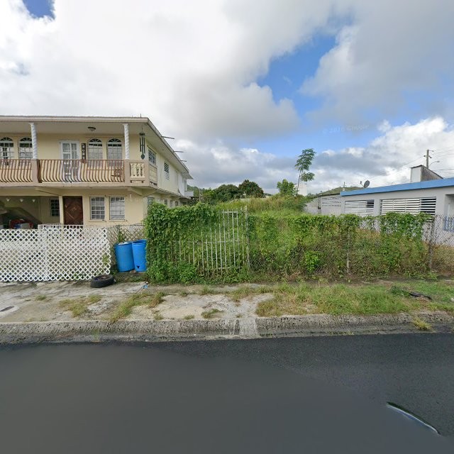 Propiedad declarada estorbo público en 4VM4+CWJ Cayey, Puerto Rico 00736, Cayey
