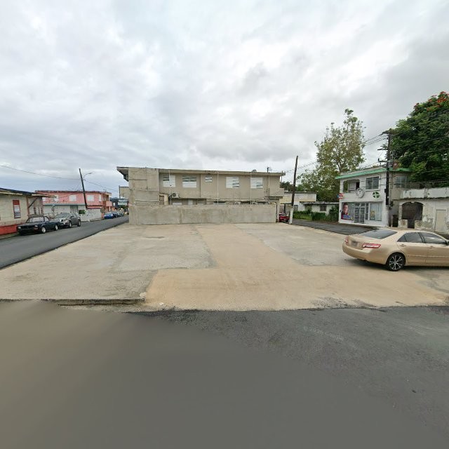 Propiedad declarada estorbo público en 4R5M+X7P Cayey, Puerto Rico 00736, Cayey