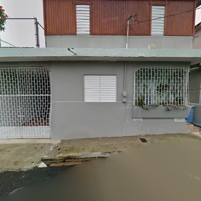 Propiedad declarada estorbo público en 4R5M+327 Cayey, Puerto Rico 00736, Cayey