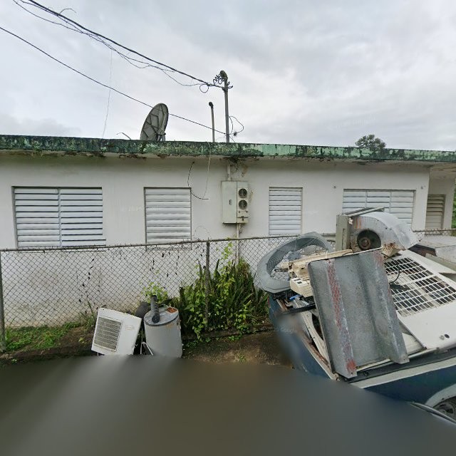 Propiedad declarada estorbo público en 4R4M+7V6 Cayey, Puerto Rico 00736, Cayey