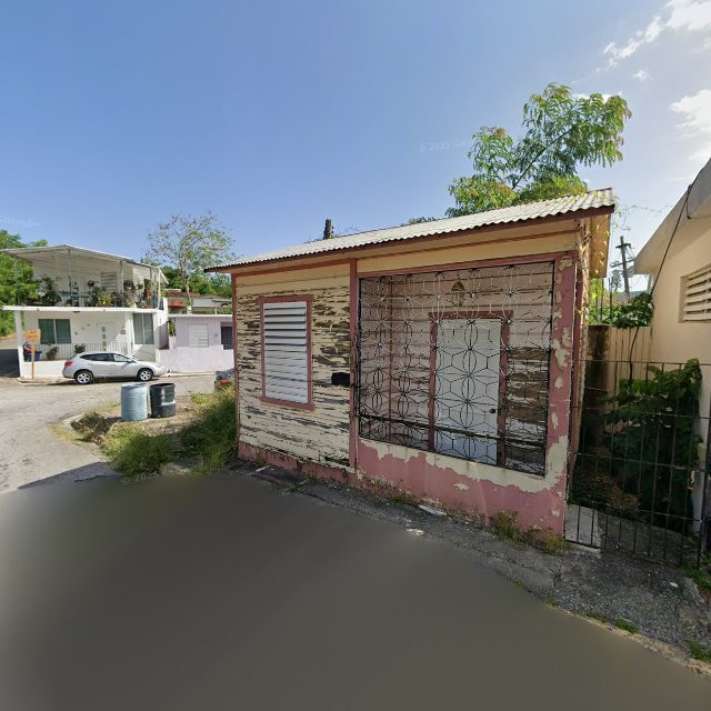 Propiedad declarada estorbo público en 2WXR+VP3 Lajas, Puerto Rico 00667, Lajas