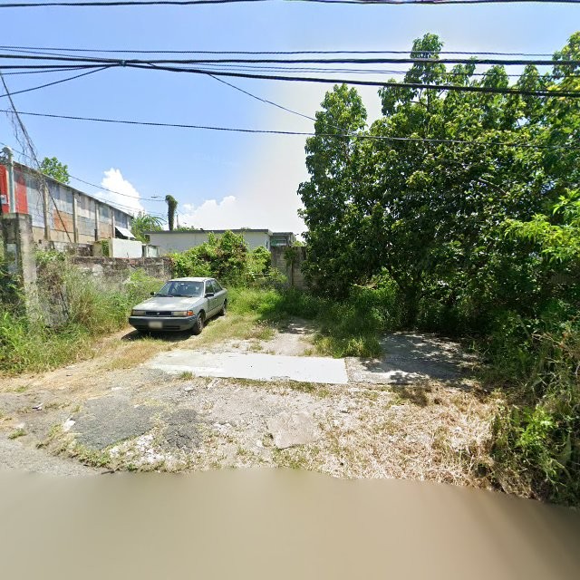 Propiedad declarada estorbo público en 24QW+958 Yauco, Puerto Rico 00698, Yauco