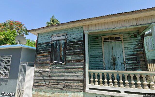 Foto de estorbo público en Yauco