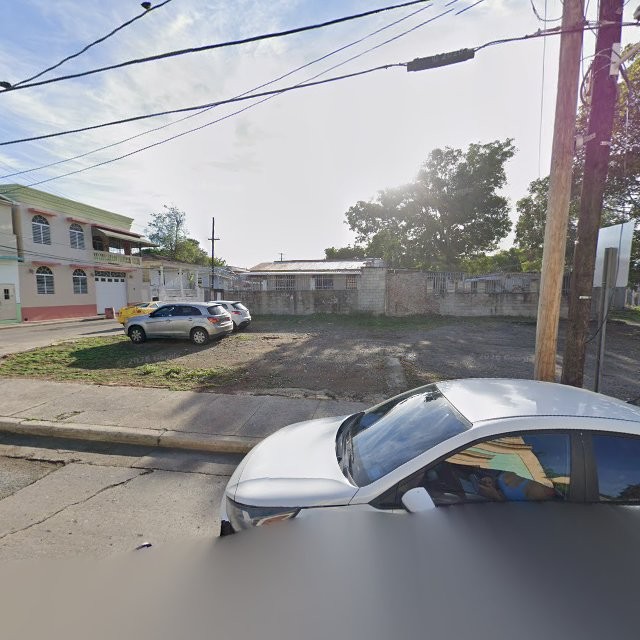Propiedad declarada estorbo público en 298Q+Q7X Ponce, Puerto Rico 00730, Ponce