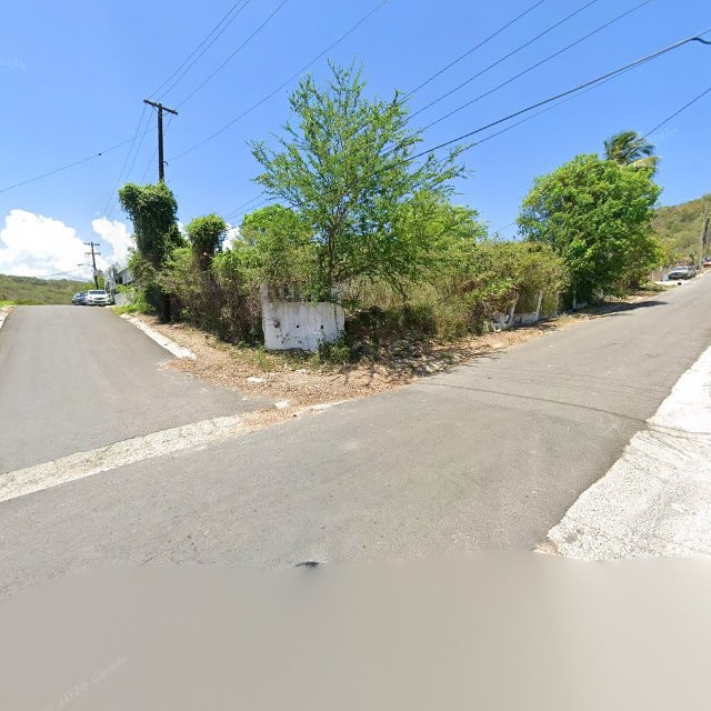 Foto de estorbo público en Guánica