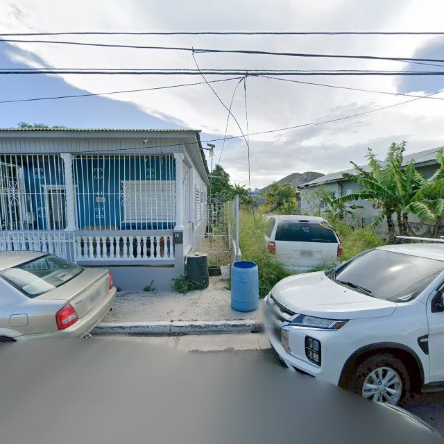 Propiedad declarada estorbo público en X3CQ+PW6 Guánica, Puerto Rico 00653, Guánica