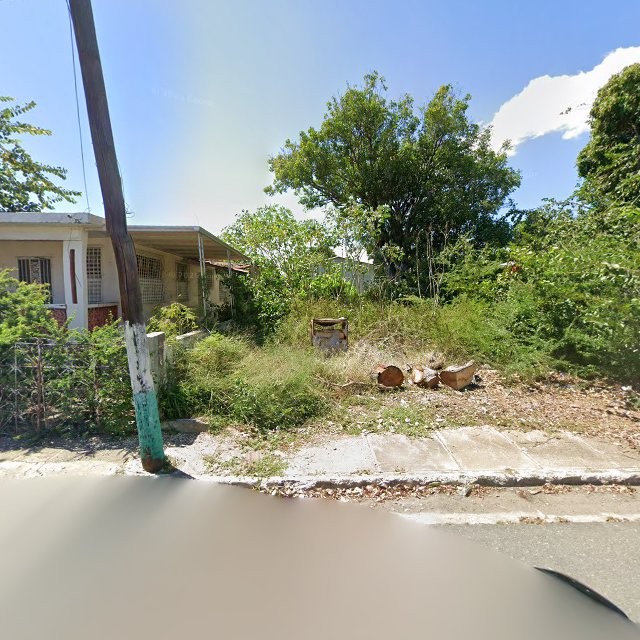 Foto de estorbo público en Salinas