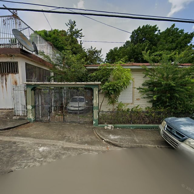 Propiedad declarada estorbo público en XVJM+X92 Guayama, Puerto Rico 00784, Guayama