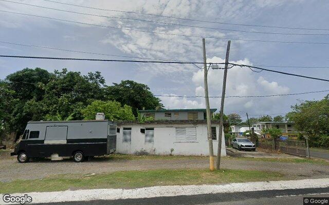 Foto de estorbo público en Arroyo