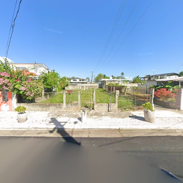 Propiedad declarada estorbo público en XM7X+QFC Playita, Salinas, Puerto Rico 00751, Salinas