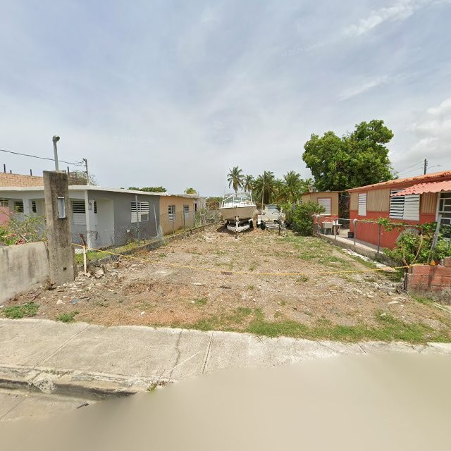 Propiedad declarada estorbo público en XR28+QPV Jobos, Guayama, Puerto Rico 00784, Guayama