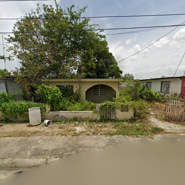 Propiedad declarada estorbo público en XR3J+CV6 Jobos, Guayama, Puerto Rico 00784, Guayama