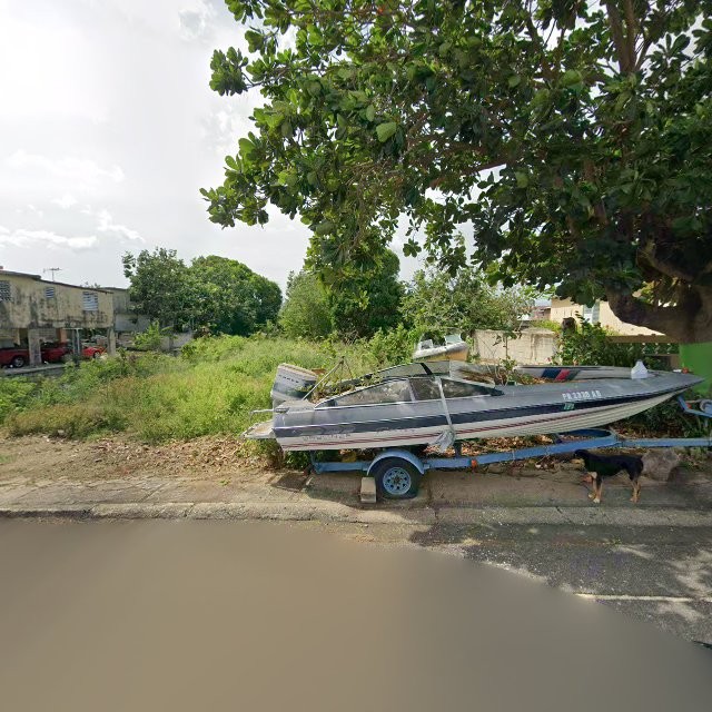 Propiedad declarada estorbo público en WVXF+C7C Guayama, Puerto Rico 00784, Guayama