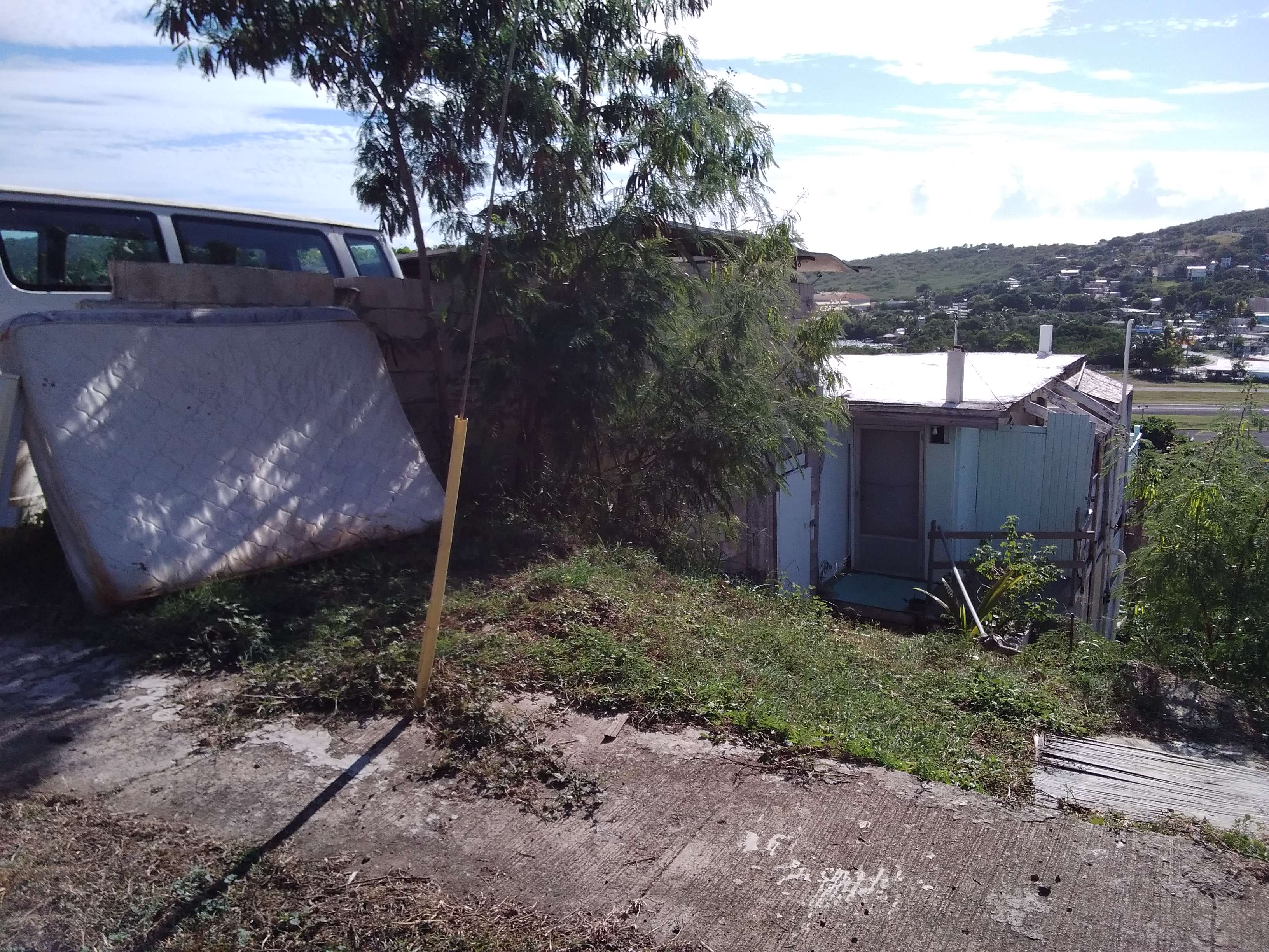 Propiedad declarada estorbo público en 8M7X+7WR Flamenco, Culebra, Puerto Rico 00775, Culebra