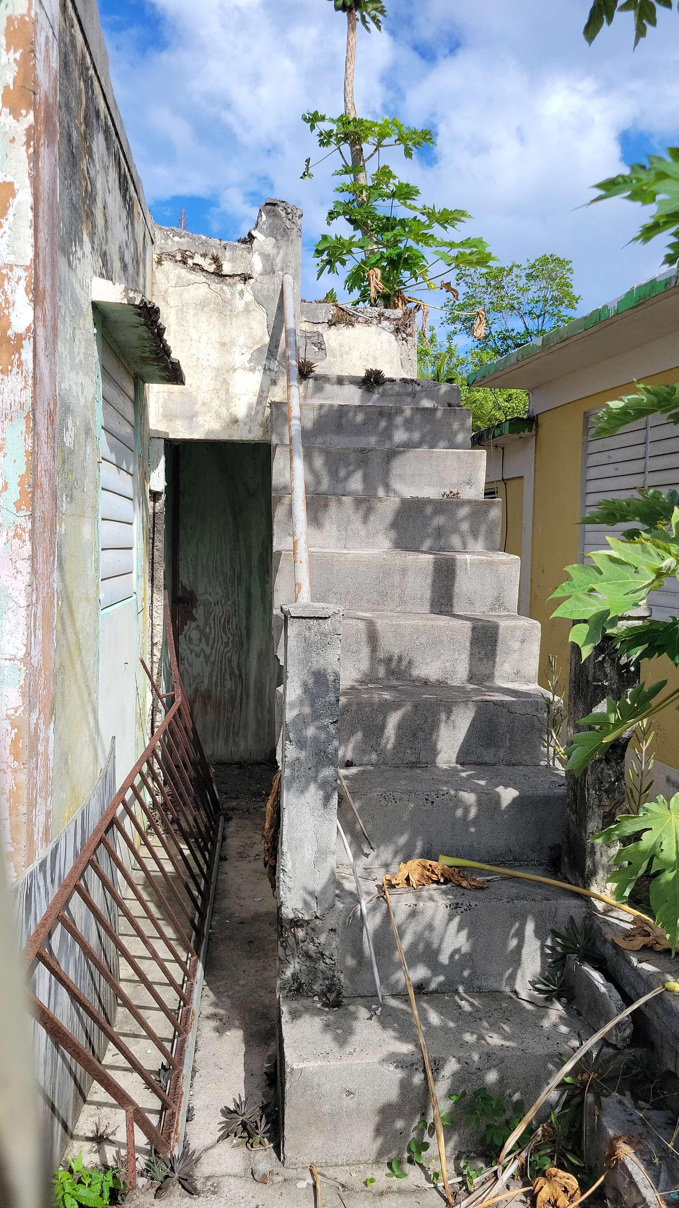 Propiedad declarada estorbo público en 8M3X+FJX Culebra, Puerto Rico 00775, Culebra