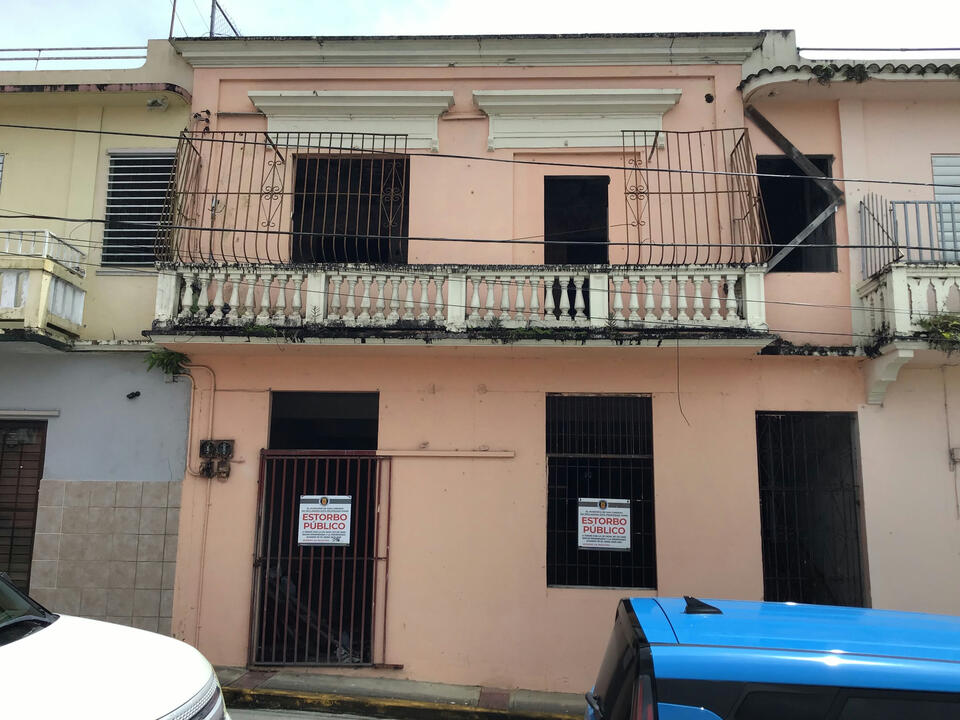 Propiedad declarada estorbo público en 52QQ+P76 San Lorenzo, Puerto Rico, San Lorenzo
