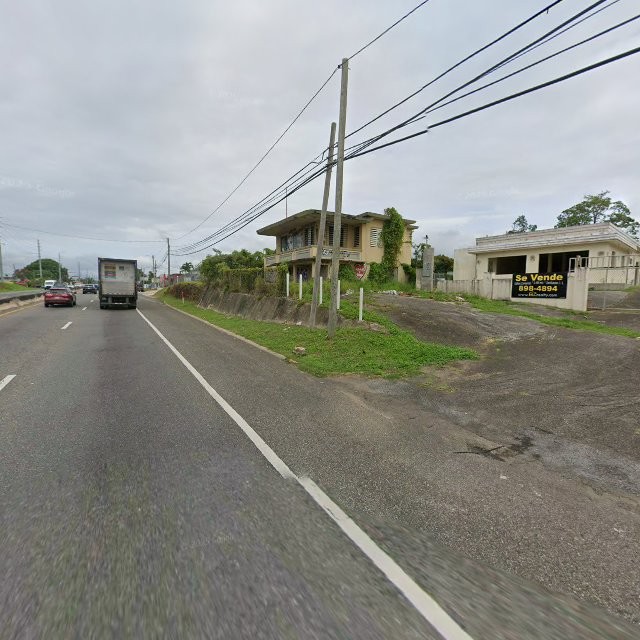 Reporte ciudadano de estorbo público en F399+576 San José, Quebradillas, Puerto Rico, Quebradillas