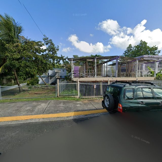 Reporte ciudadano de estorbo público en CVP4+MX7 Catano, Cataño, Puerto Rico, Cataño