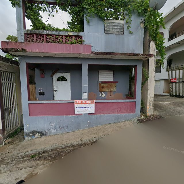 Reporte ciudadano de estorbo público en CGG4+W76 Manatí, Puerto Rico, Manatí