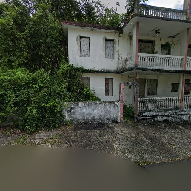 Reporte ciudadano de estorbo público en CJMW+W65 Monserrate, Vega Baja, Puerto Rico, Vega Baja