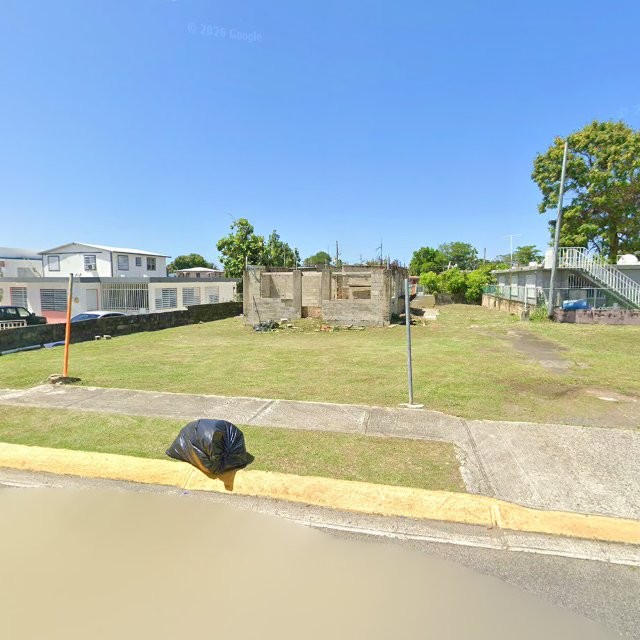 Reporte ciudadano de estorbo público en CRPX+2WJ Catano, Cataño, Puerto Rico, Cataño