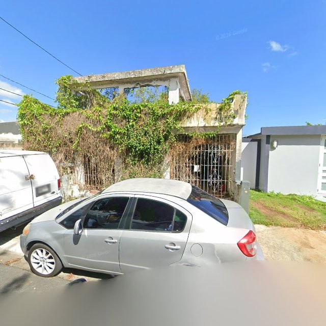 Reporte ciudadano de estorbo público en CVM3+35J Catano, Cataño, Puerto Rico, Cataño