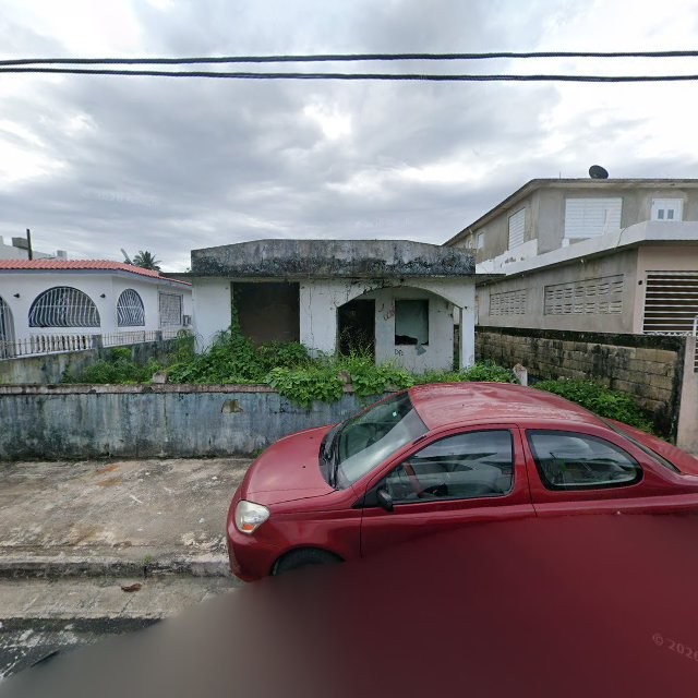 Reporte ciudadano de estorbo público en CVMM+P7C Guaynabo, Puerto Rico, Guaynabo