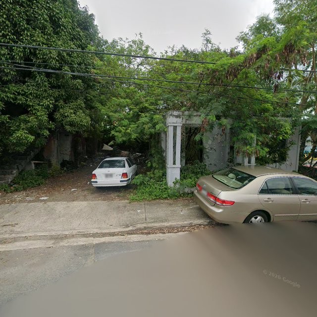 Reporte ciudadano de estorbo público en CVJP+WH2 Guaynabo, Puerto Rico, Guaynabo