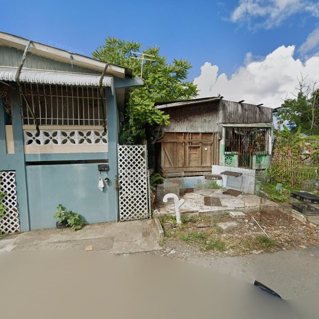 Reporte ciudadano de estorbo público en CWMW+38G Caño Martin Peña, San Juan, Puerto Rico, San Juan