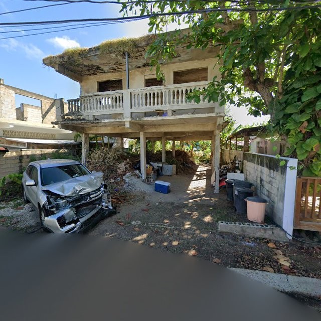 Reporte ciudadano de estorbo público en C5J7+H84 Vieques, Loíza, Puerto Rico, Loíza