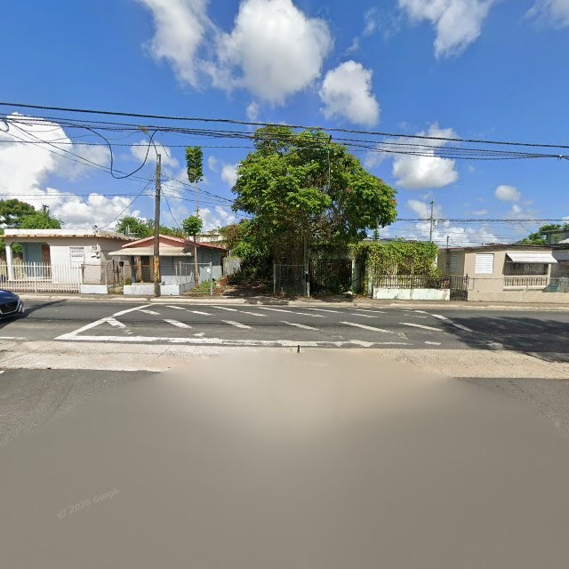 Reporte ciudadano de estorbo público en 9RMG+X7V Bayamón, Puerto Rico, Bayamón